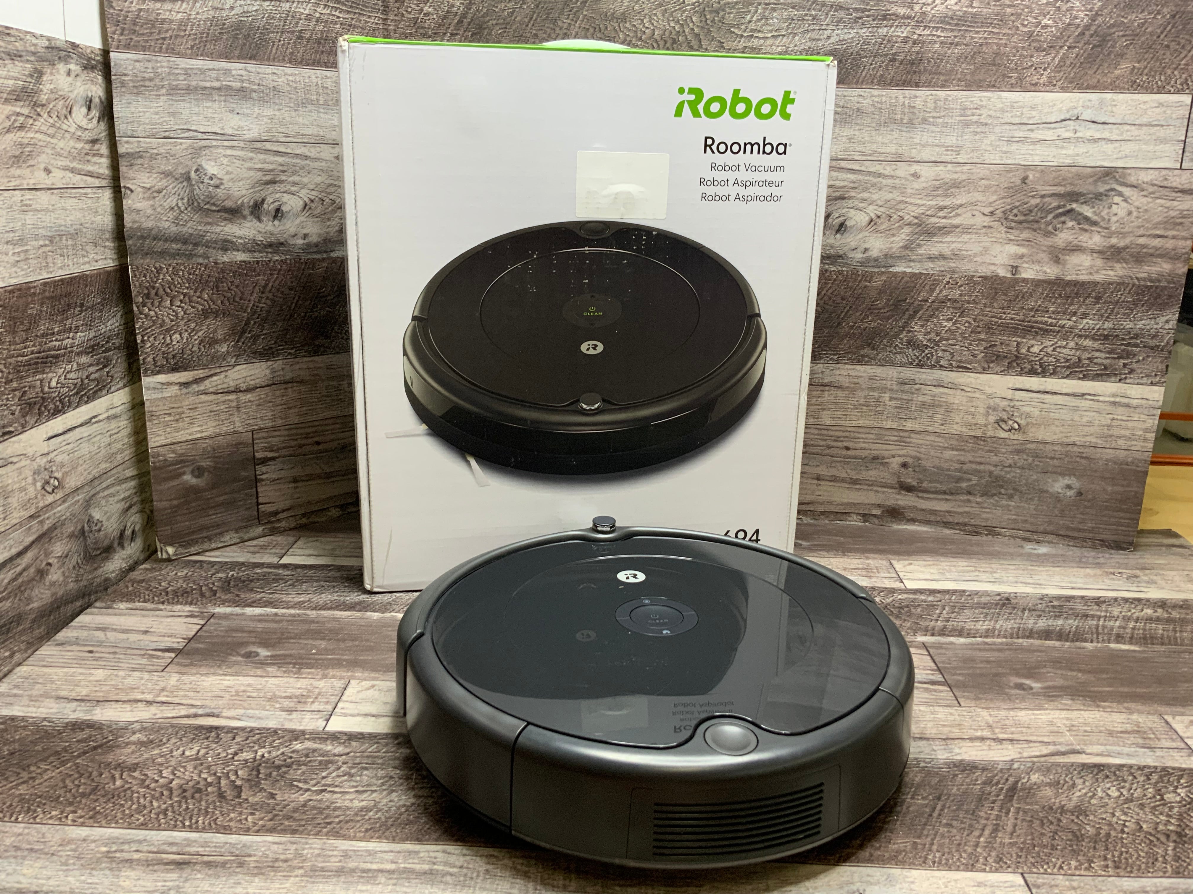 iRobot Roomba 694 Robot Vacuum W/ Charging Station (Black) (8094573527278)